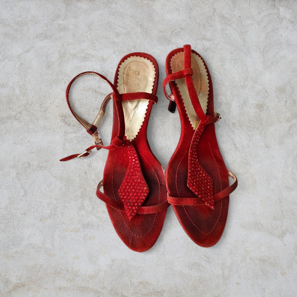 Elegant Red Women's Sandals - Picture 2 of 4